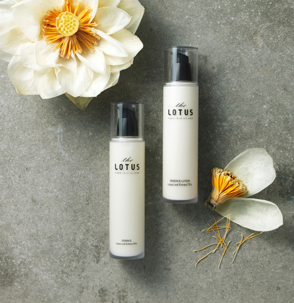 [the pure lotus] set - Essence & Lotion/Moisturiser - glass skin.